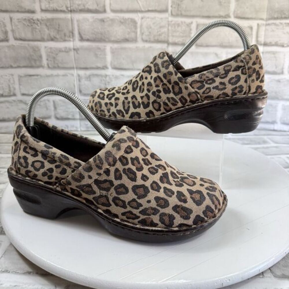 Boc Women’s Size 9 Leopard Print Suede Slip On Work Comfort Clogs